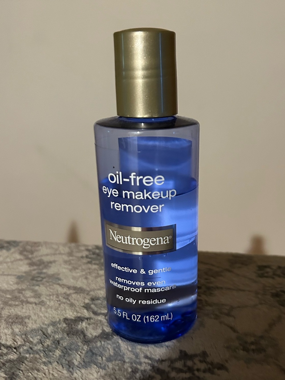 Neutrogena Oil-Free Eye Makeup Remover